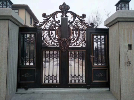 鋁藝庭院大門的內部結構