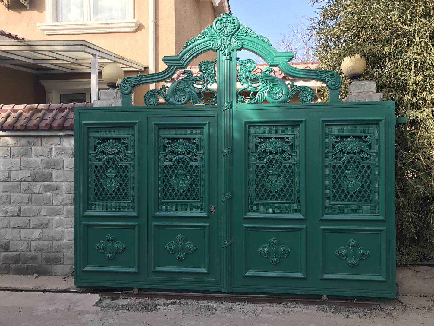 鋁藝別墅庭院門的風格怎樣選擇